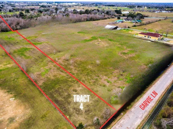 4 Garvie Ln, Brookshire, TX 77423