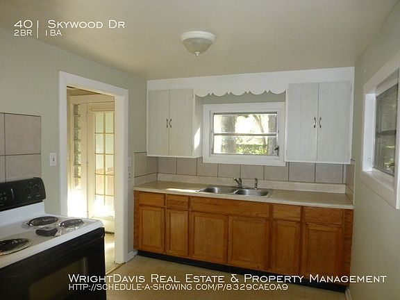 3rd image of 401 Skywood Dr