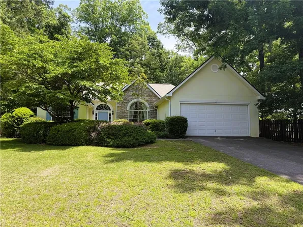 5623 Wandering Vine Ln SE, Mableton, GA 30126