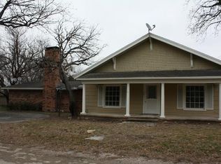 800 N Lane St, Comanche, TX 76442