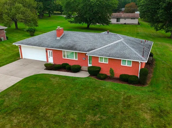 7593 Catherine Ave, Masury, OH 44438