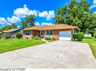 606 Reggie Ct, Spring Lake, NC 28390