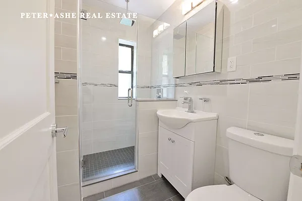 Rented by Peter Ashe | media 8