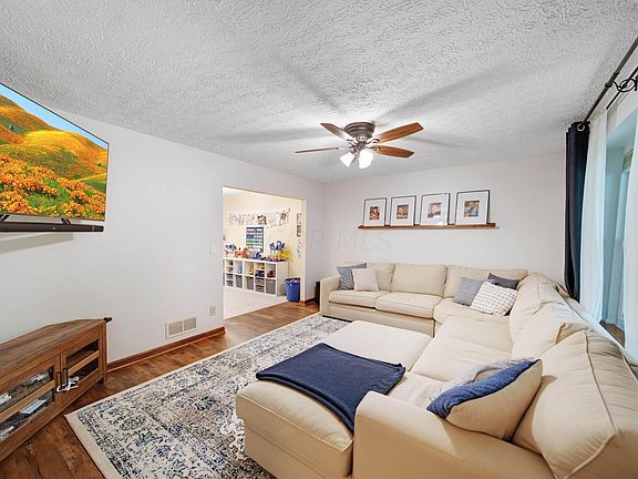 5th image of 4316 Woodstream Dr
