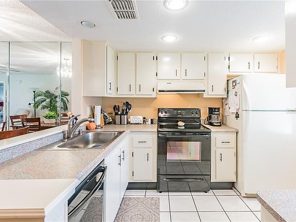 4th image of 2465 Northside Dr APT 1707