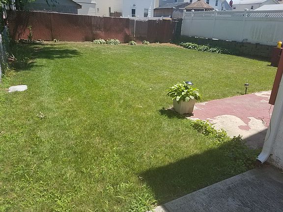 4th image of 13327 146th St