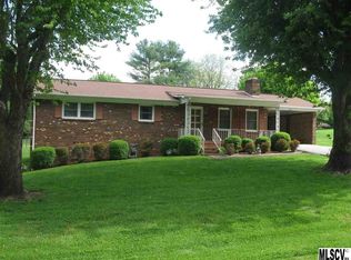 109 Robinson Rd, Taylorsville, NC 28681