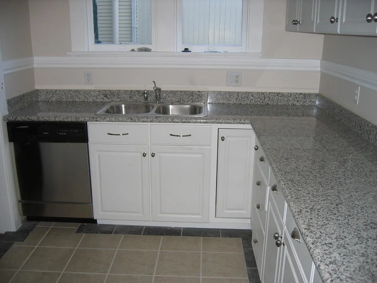 912 T Street — Photo 1