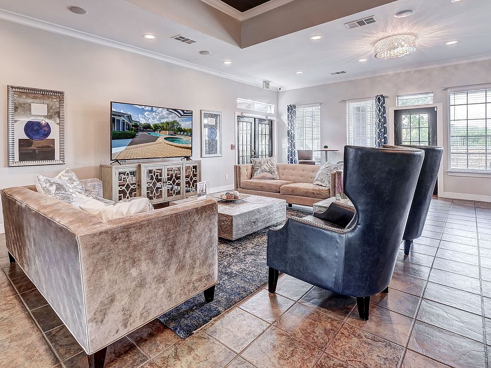 Gorgeous Community Lounge