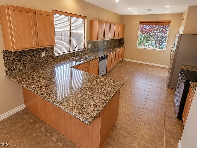 4881 Castello Way — Photo 6