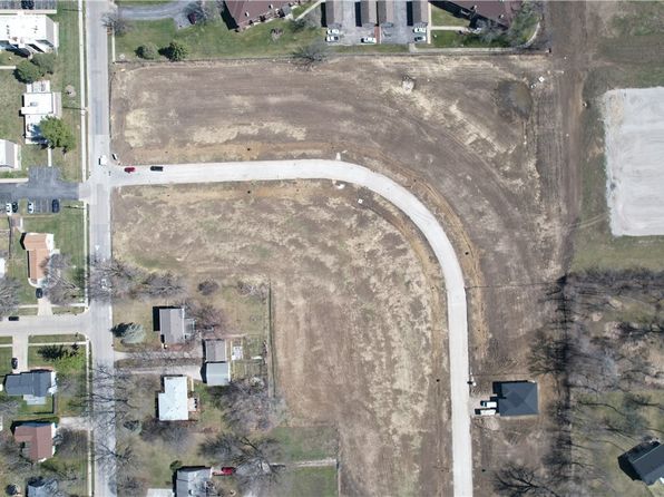 4400 SW 23rd St, Des Moines, IA 50321