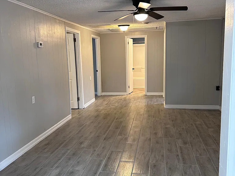 645 Two Notch Rd — Photo 10