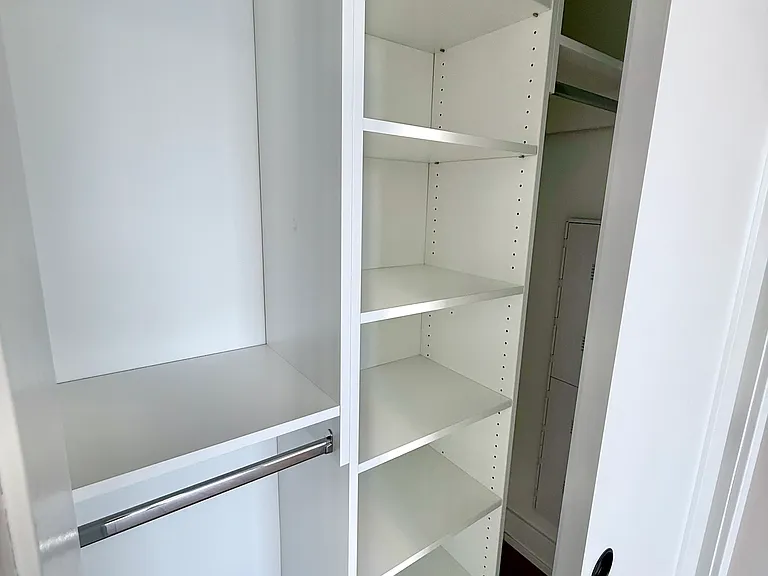 722 W Thompson St #207 — Photo 8