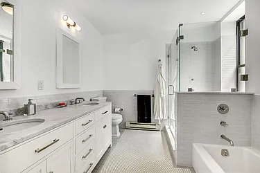 Rented by Akelius Real Estate Management