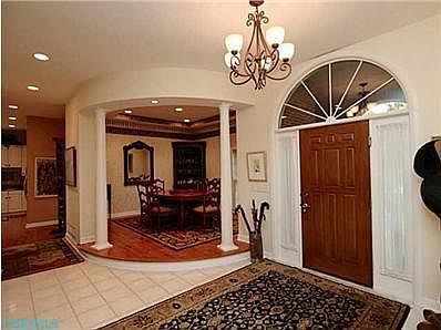 3rd image of 5833 Heritage Lakes Dr