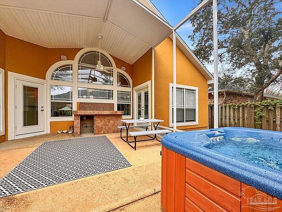 4th image of 1392 Autumn Breeze Cir