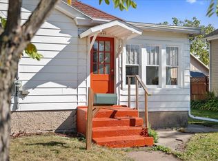 640 8th St, Prairie Du Sac, WI 53578