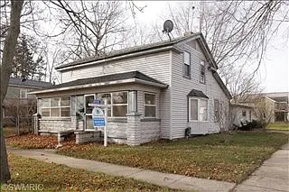 1101 4th St photo 1