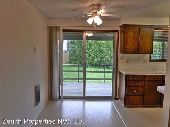 4th image of 5711 NE 119th St