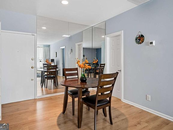 3rd image of 1421 Peachtree St NE APT 304