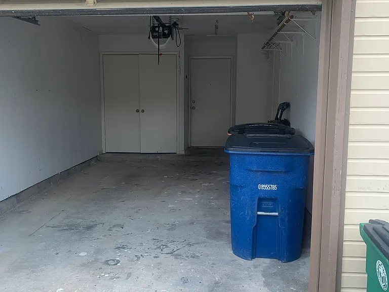 7825 Beauregard Cir #19-B — Photo 9