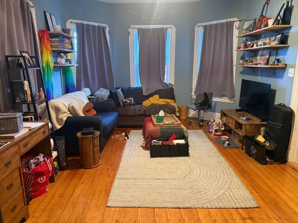 20 Dell St, Somerville, MA