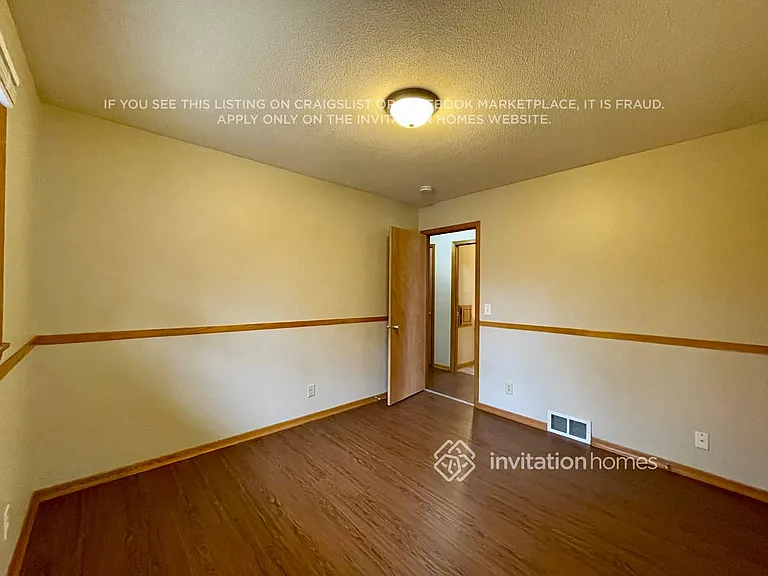 6680 Anoka St NE — Photo 4