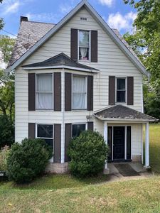 111 S West St, Waynesburg, PA, 15370