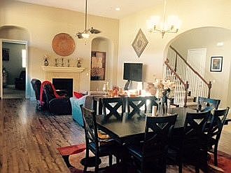 3rd image of 4147 Volpaia Pl