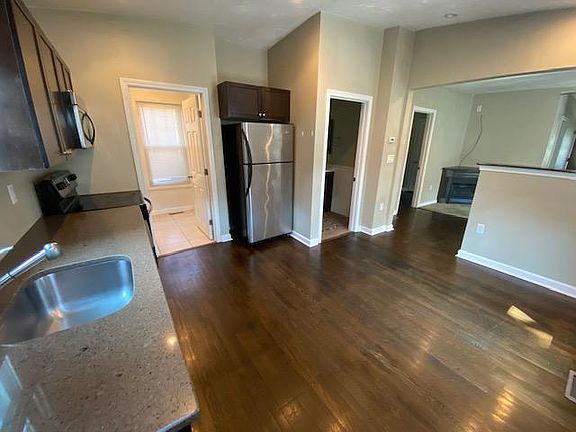 4th image of 45 River St Floor 1