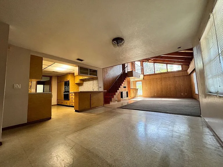 9322 Eastfield Rd #B — Photo 2