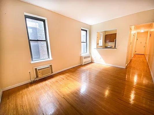 Rented by Corcoran | media 18