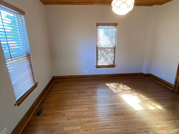 5th image of 104 2nd St
