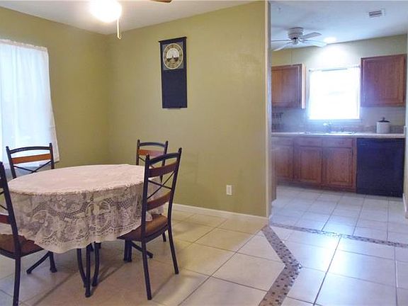4th image of 151 Faircrest Dr