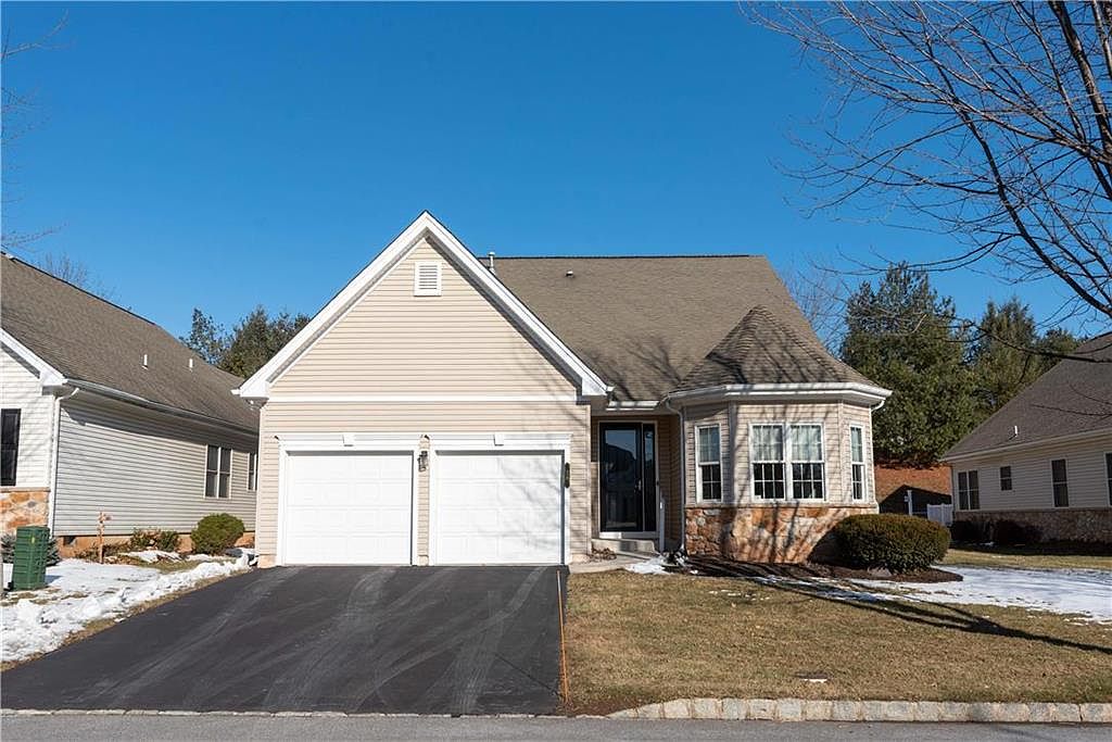 30 Glenmoor Cir N, Easton, PA 18045 Zillow