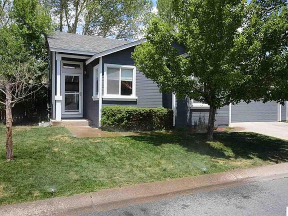 2nd image of 1985 Stoneridge Dr