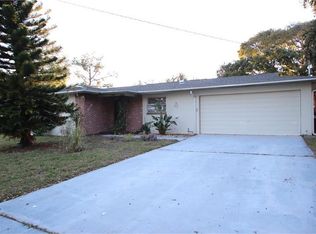 1248 Lazy Lake Rd W, Dunedin, FL 34698