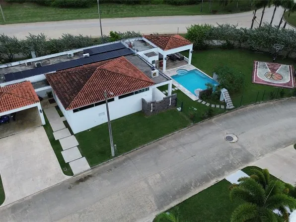 Periferal 1, JUNCOS, PR 00777