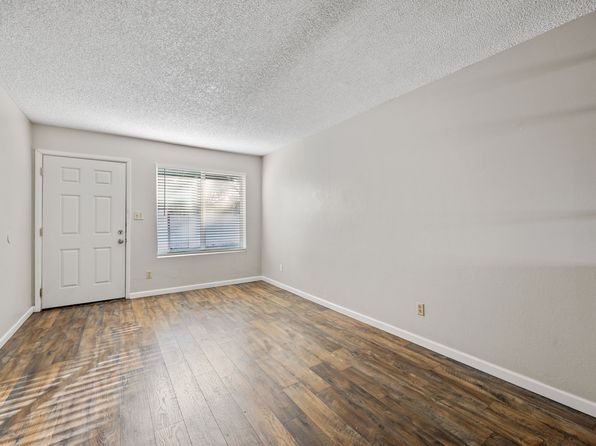 520 W Clark St APT 1