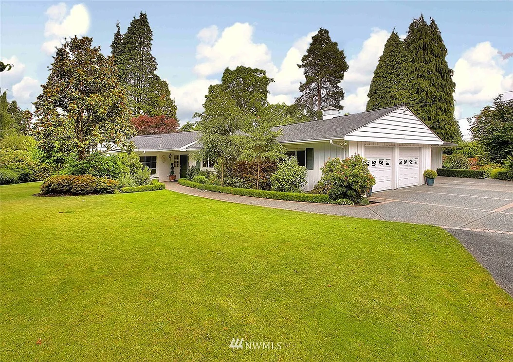 11417 Clover Crest Drive SW photo 1