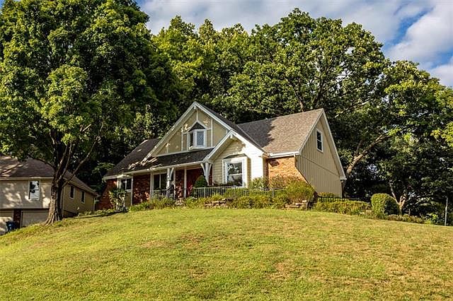 1st image of 532 Lancelot Ct