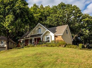 532 Lancelot Ct, Liberty, MO 64068