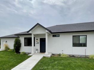 861 Wallowa Dr, Walla Walla, WA 99362