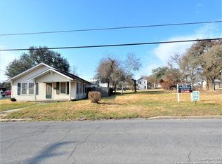 1101 N Saint Marys St, Beeville, TX 78102