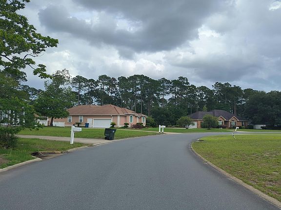 4th image of 150 Edge Water Dr