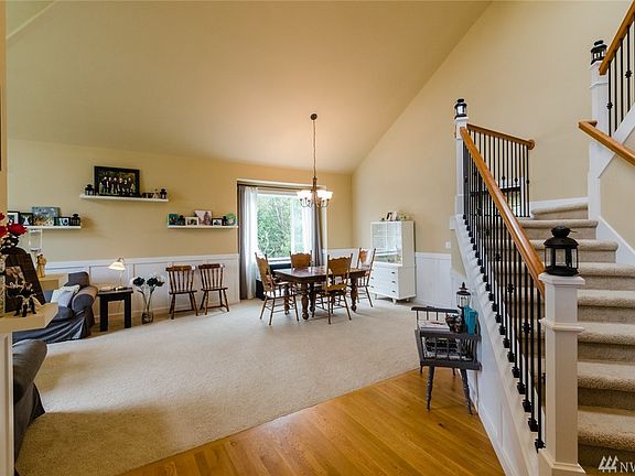 5th image of 4103 205th Dr SE