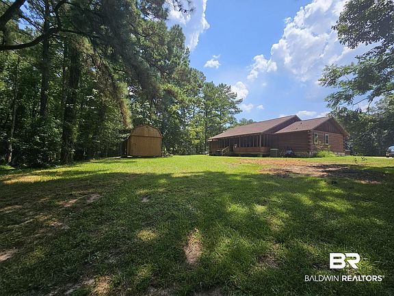 3rd image of 190 Magnolia Ct