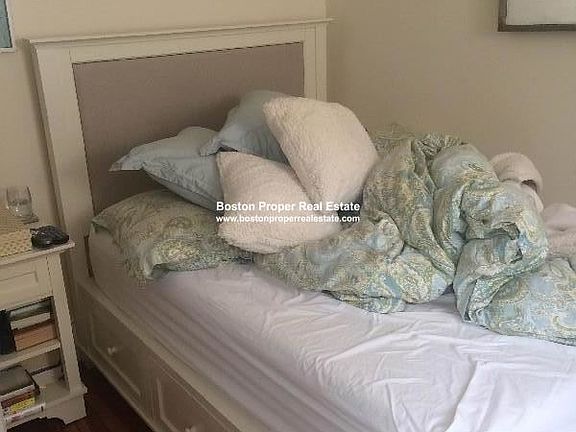 79 Phillips St. #4 Boston - Beacon Hill Unit Photo 9