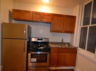 2213 Walnut St APT 2F, Philadelphia, PA 19103