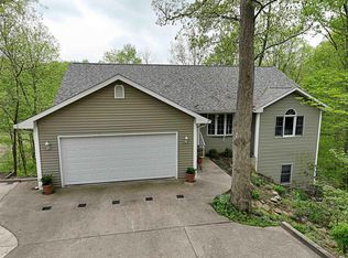 1196 Bellgrade Dr, Loogootee, IN